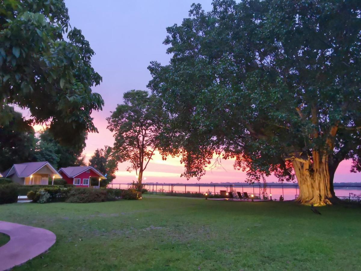 Bo Tree Cottage On The River Mukdahan Εξωτερικό φωτογραφία