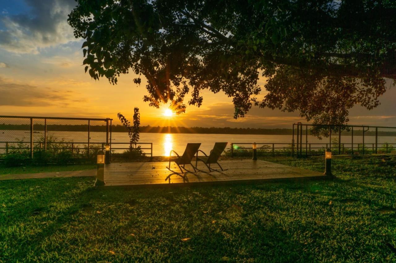 Bo Tree Cottage On The River Mukdahan Εξωτερικό φωτογραφία