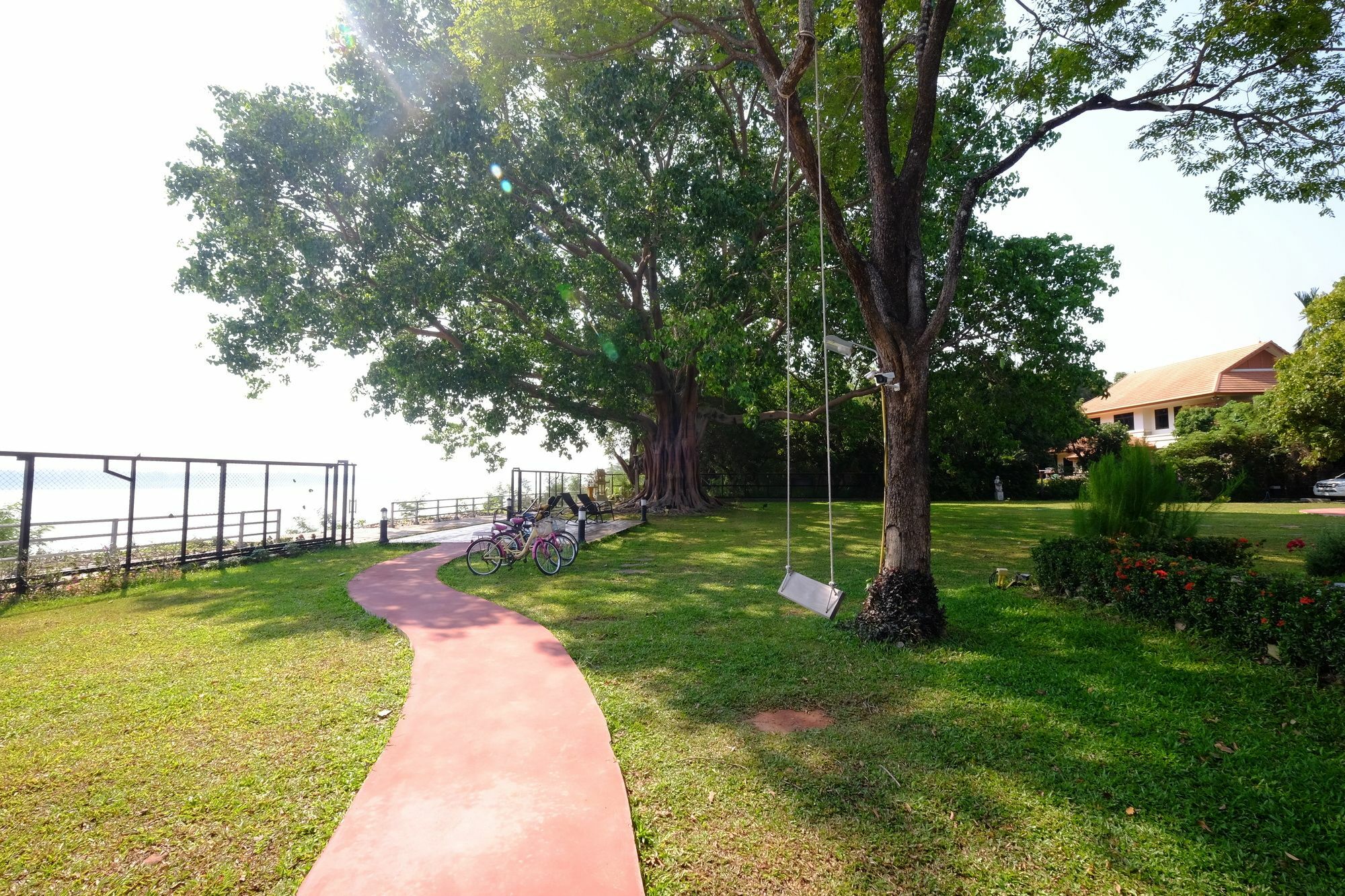 Bo Tree Cottage On The River Mukdahan Εξωτερικό φωτογραφία